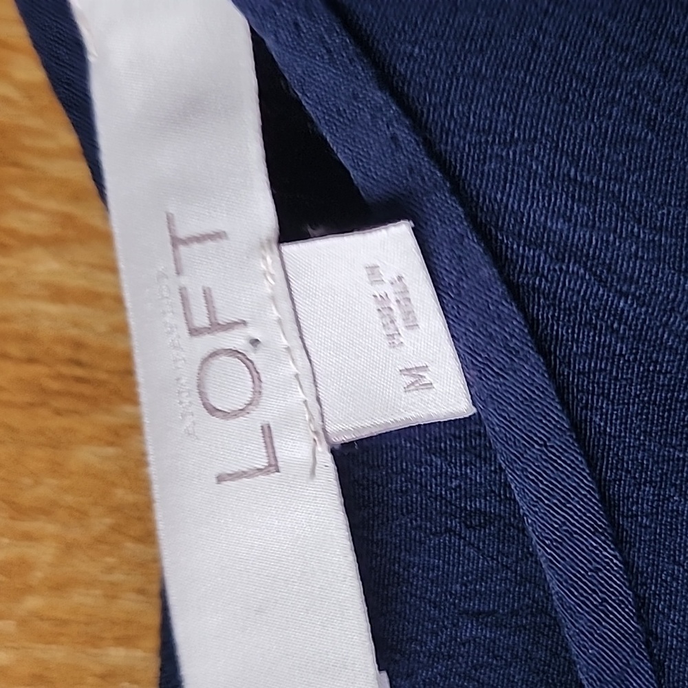 LOFT like new navy shift dress - Picture 2 of 5